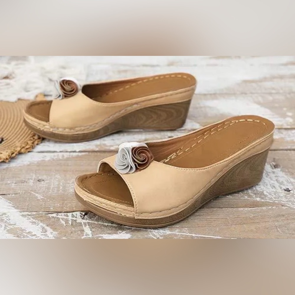 Blush Color Floral Boho Wedge Open Toe Slip On Chucky Comfort Shoe  Size 8